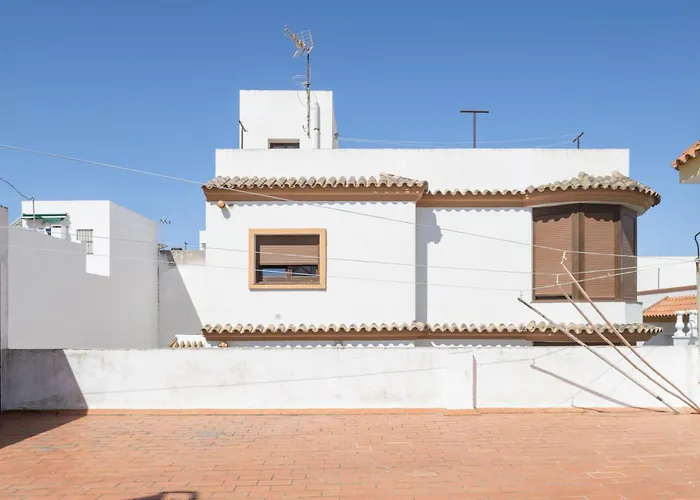 Casa Grande En El Centro De Conil *