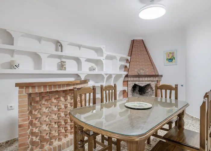 Casa Grande En El Centro De Conil Conil De La Frontera