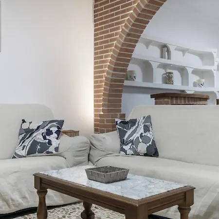 Casa Grande En El Centro De Conil Conil De La Frontera